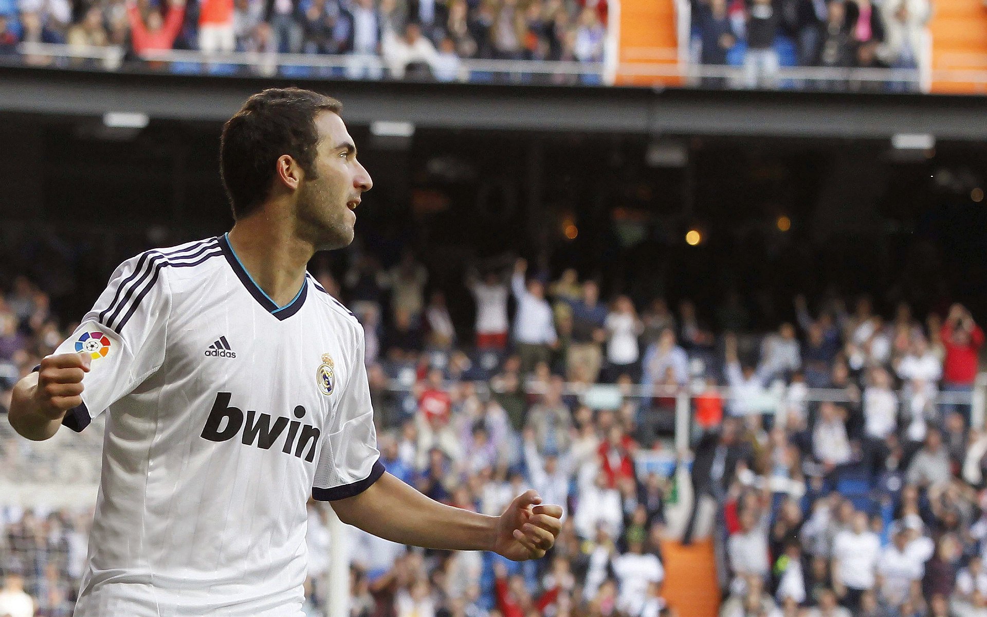 全国街舞大赛巅峰对决 新生代舞者展现青春力量